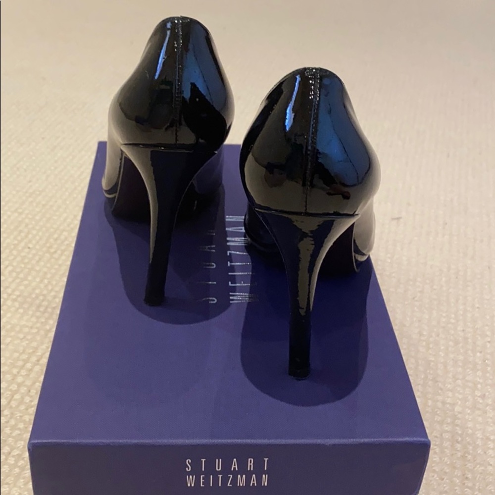 Stuart Weitzman - Picture 3 of 3